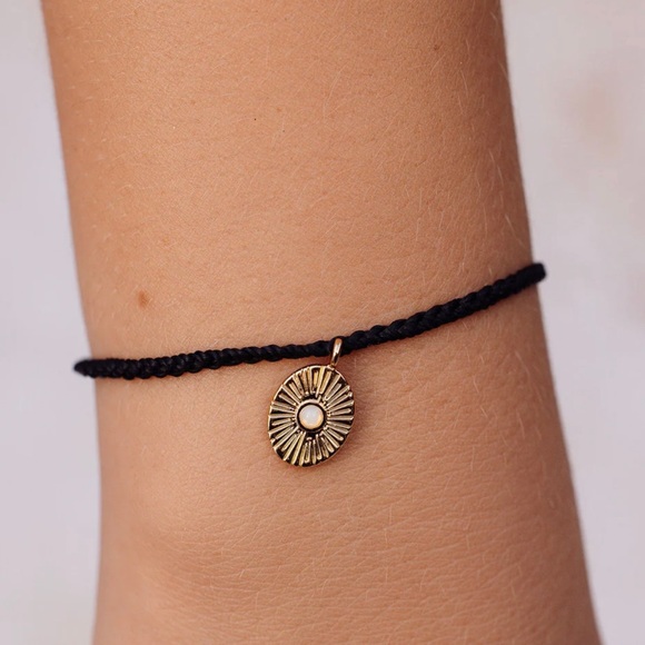 BRAND NEW Pura Vida SUN RAY CHARM BRACELET in black - Picture 2 of 9